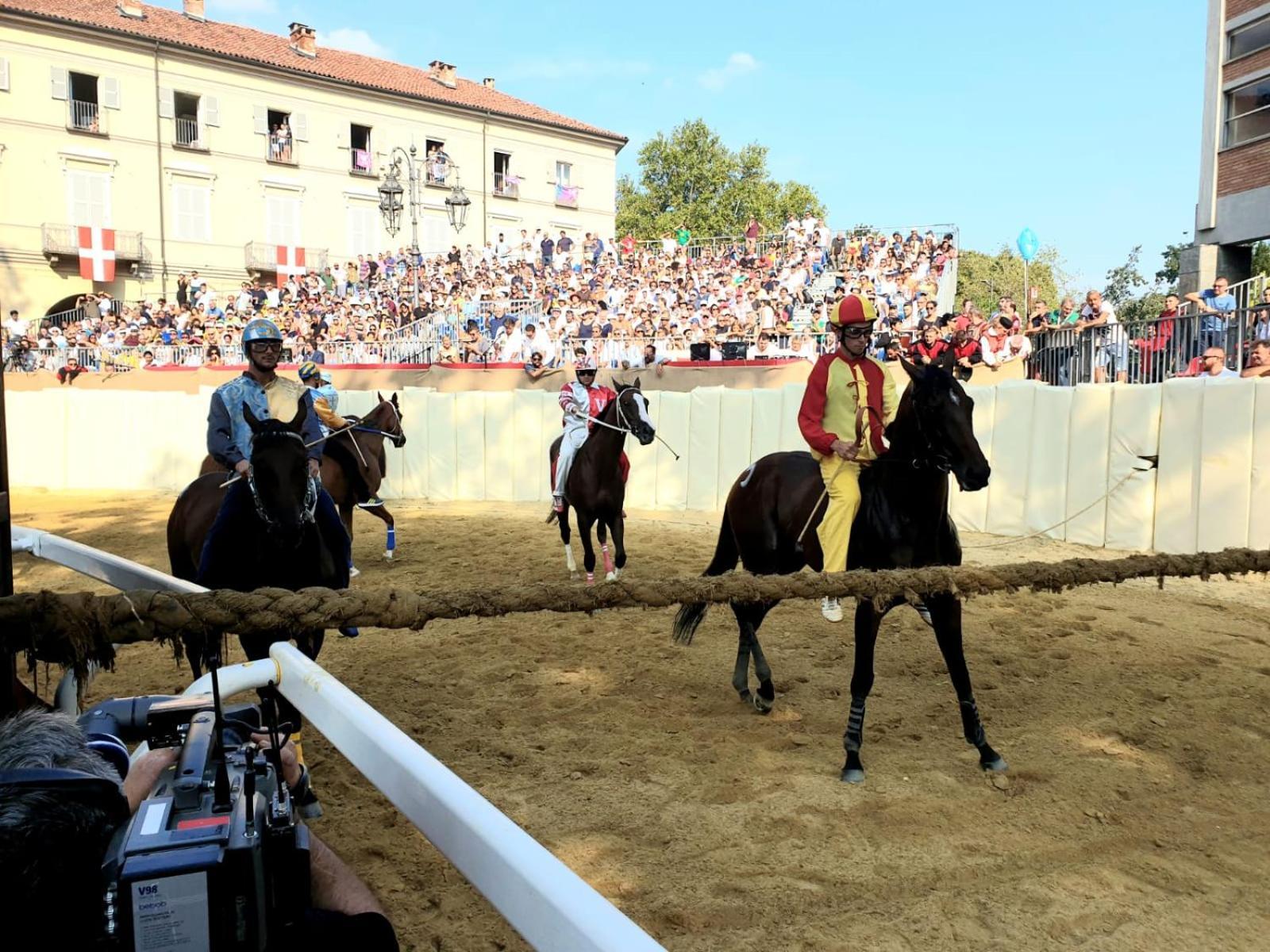 Appartamento Mi & Ti CastellʼAlfero Exterior foto